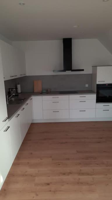 Neubau Ferienwohnung - Wallsbuell Wallsbull エクステリア 写真