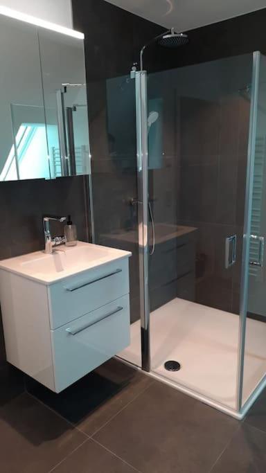 Neubau Ferienwohnung - Wallsbuell Wallsbull エクステリア 写真